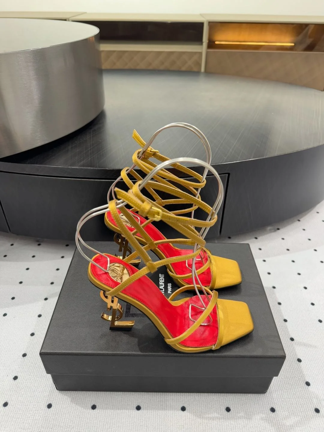 Lightweight Ysl Sandals 7040
