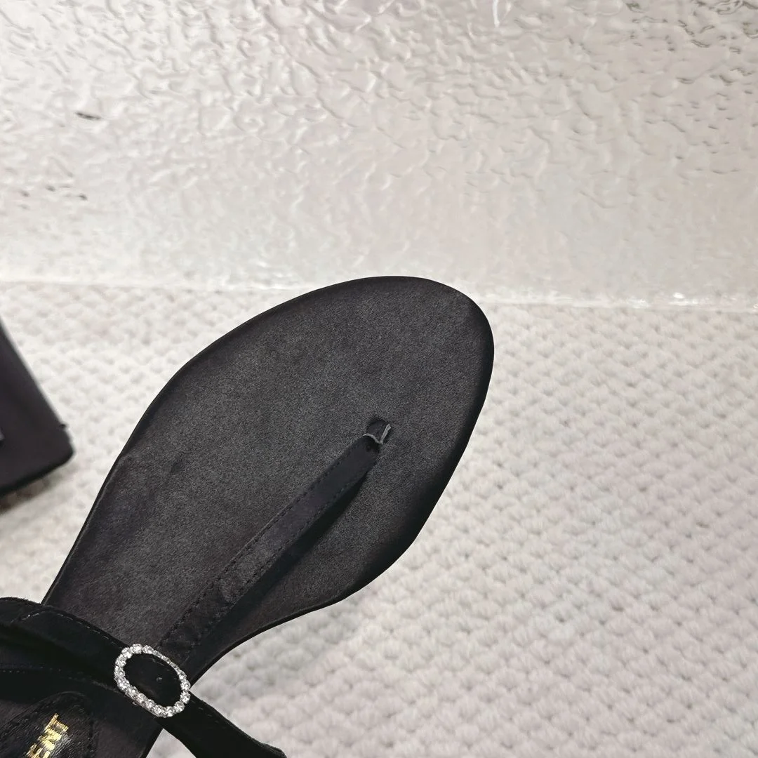 Ysl Sandals Youthful 7041