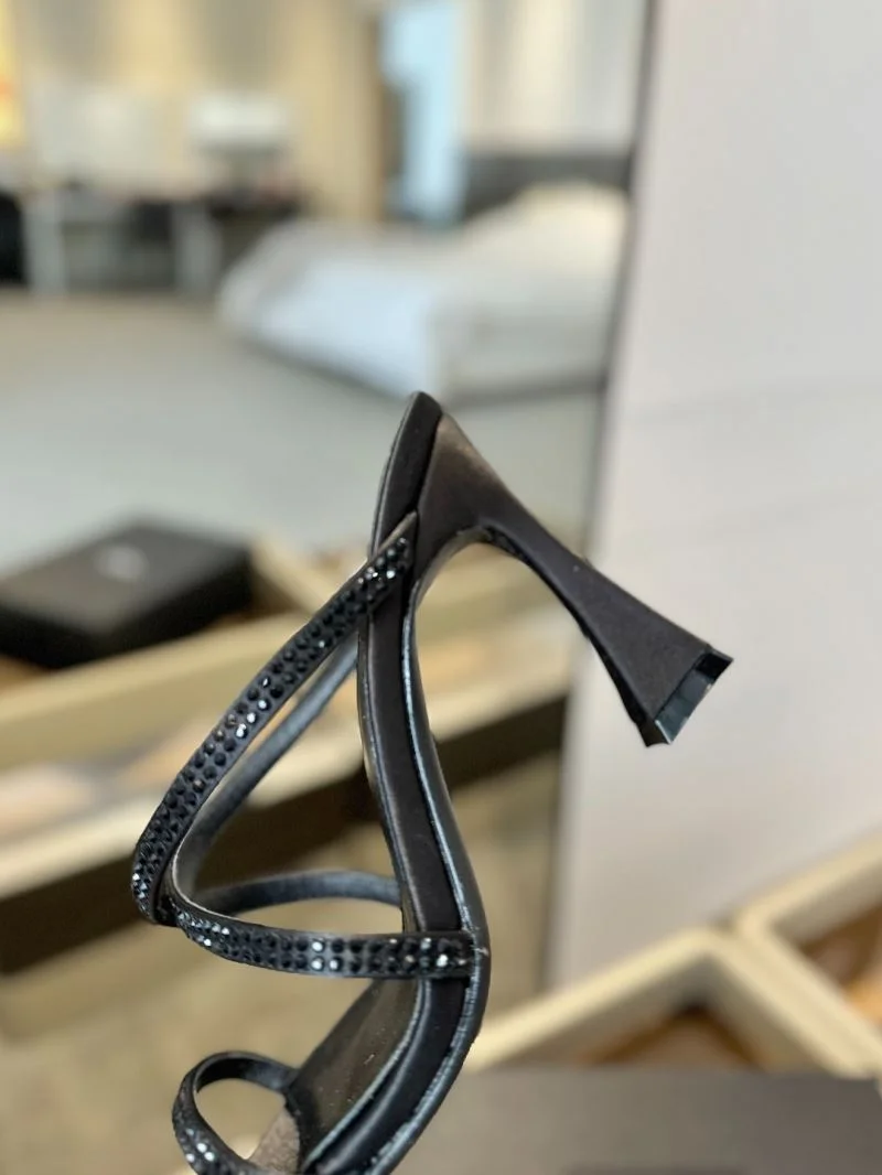Refined Ysl Sandals 11093