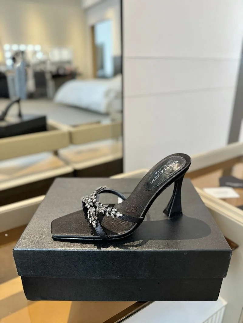 Ysl Sandals Stylish 11100