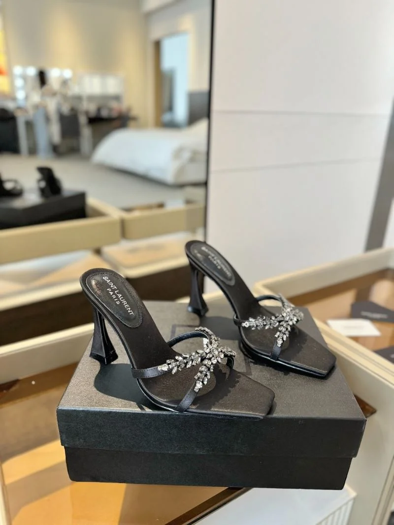 Ysl Sandals Stylish 11100