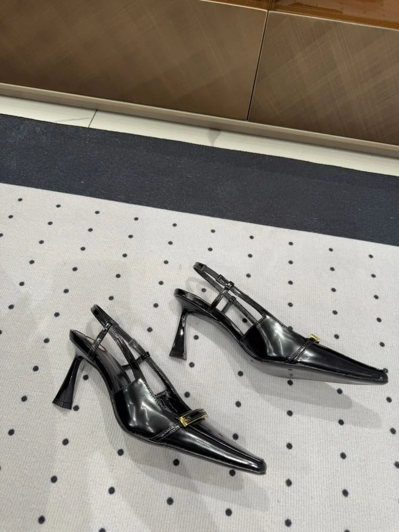 Practical Ysl Sandals 11082