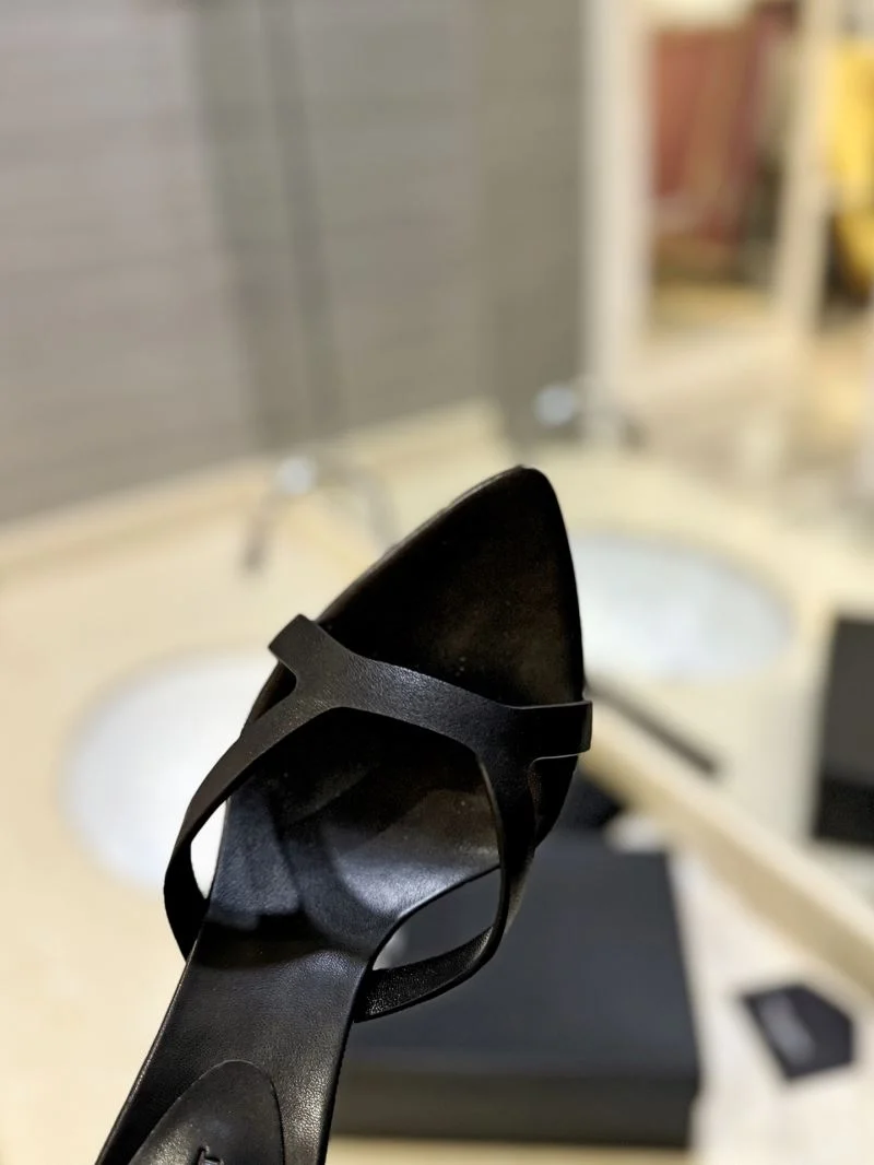 WrinkleFree Ysl Sandals 11047