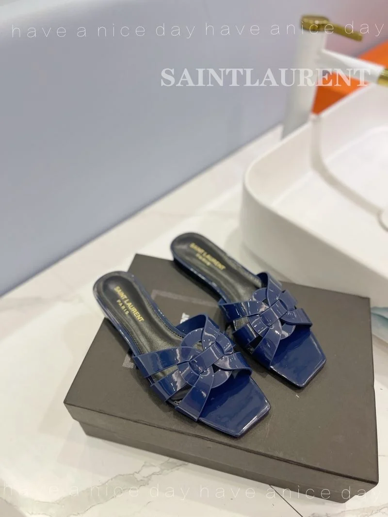 Versatile Ysl Sandals 11036