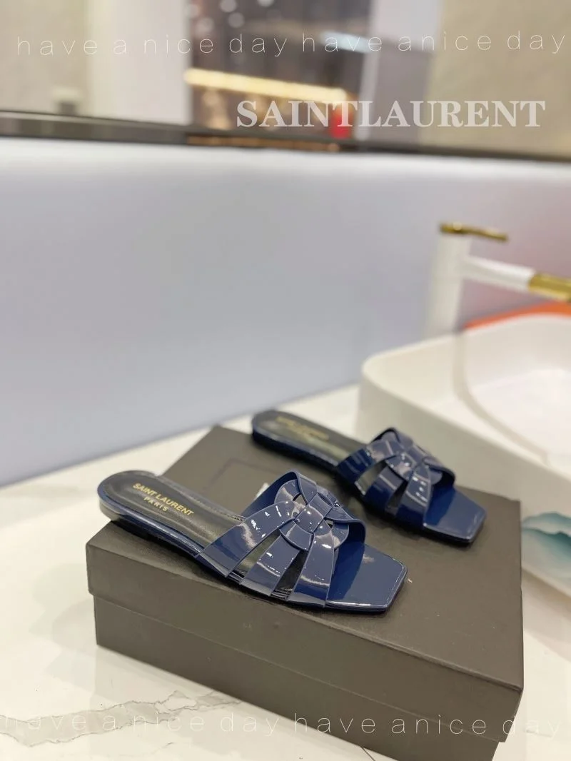 Versatile Ysl Sandals 11036