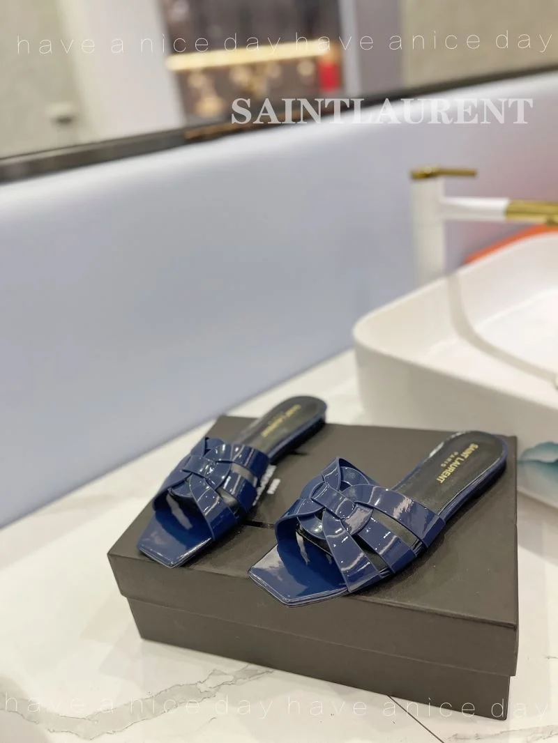 Versatile Ysl Sandals 11036