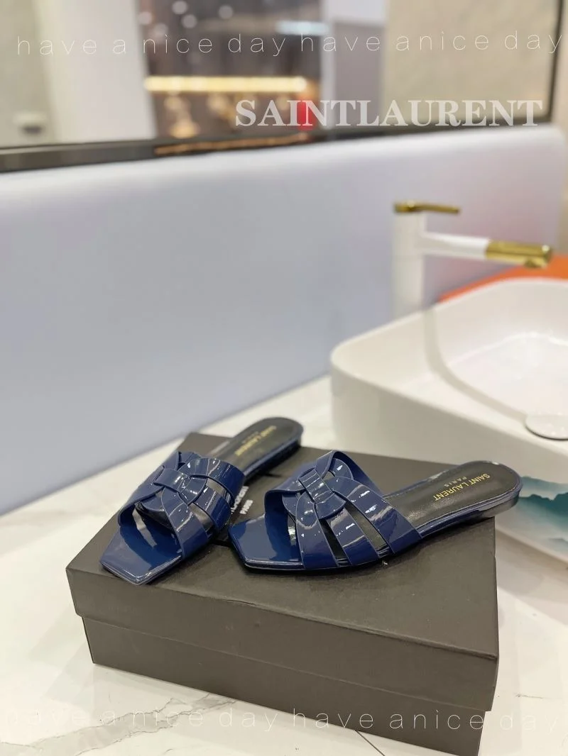 Versatile Ysl Sandals 11036