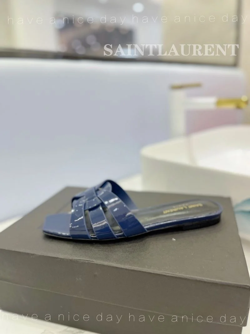Versatile Ysl Sandals 11036