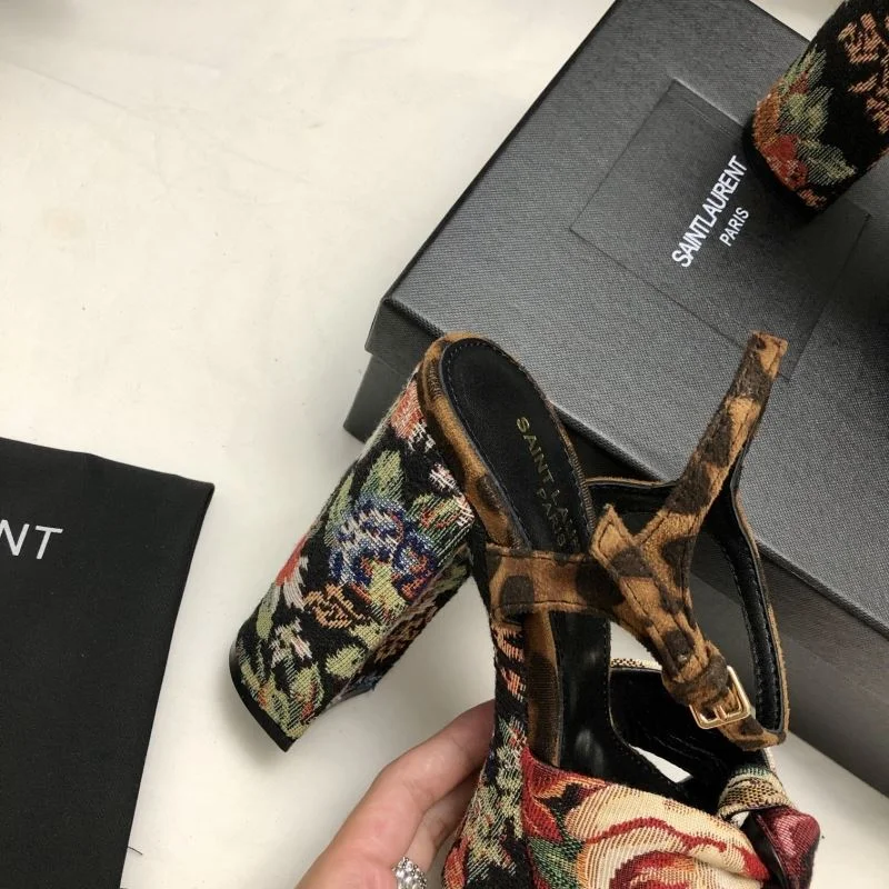 WaterResistant Ysl Sandals 10959