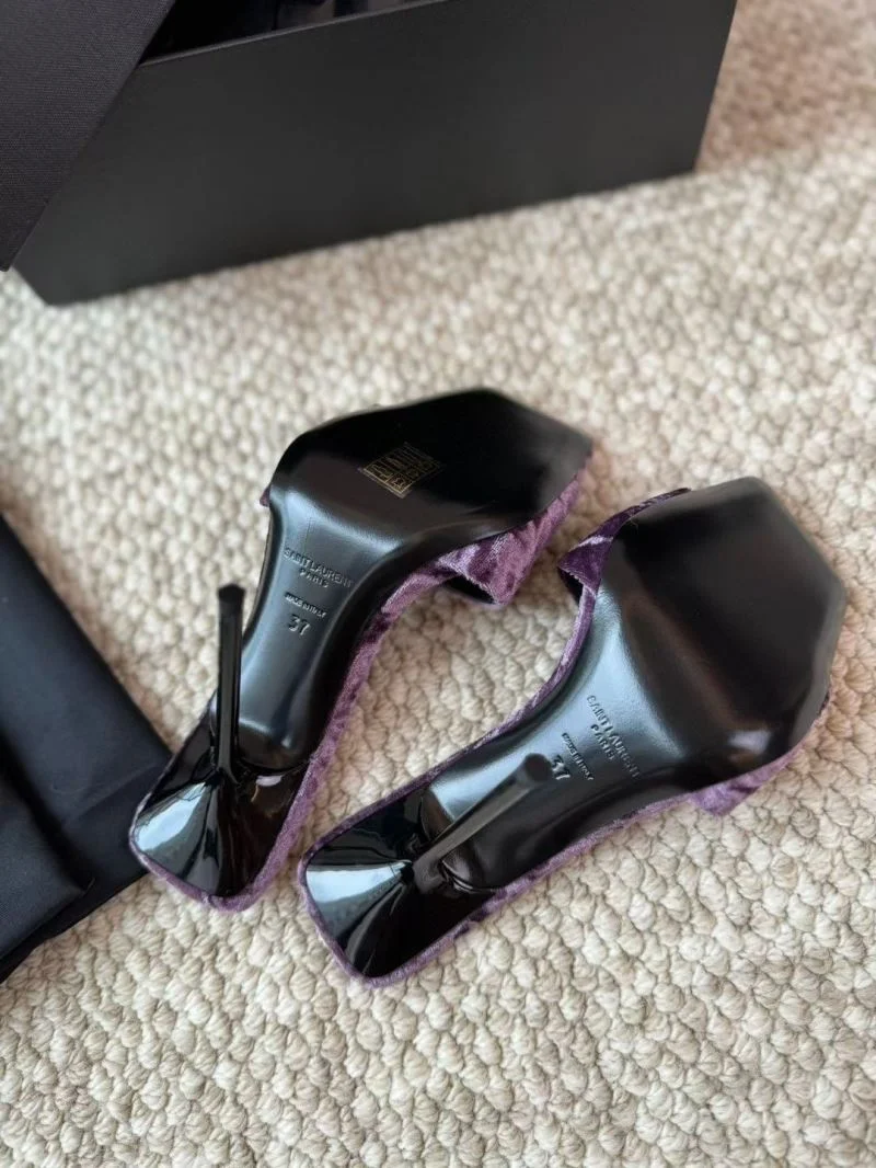 Resilient Ysl Sandals 10901