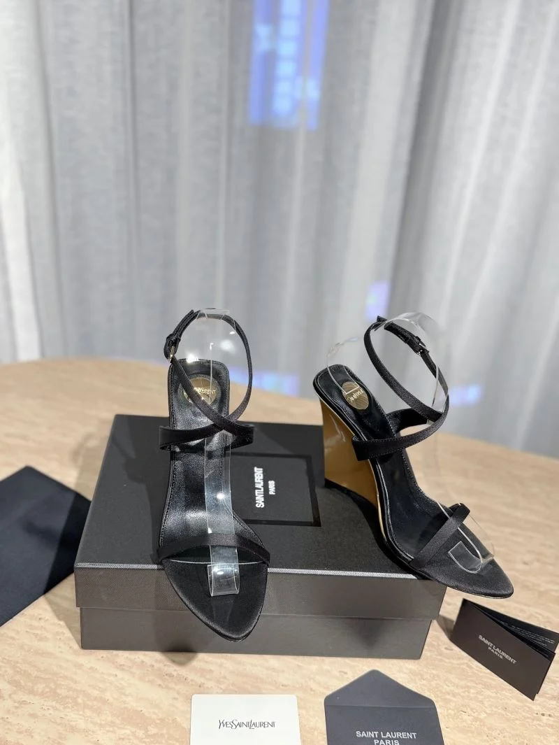 Ysl Sandals Comfortable 8682
