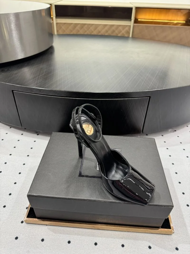 Ysl Sandals Versatile 8656