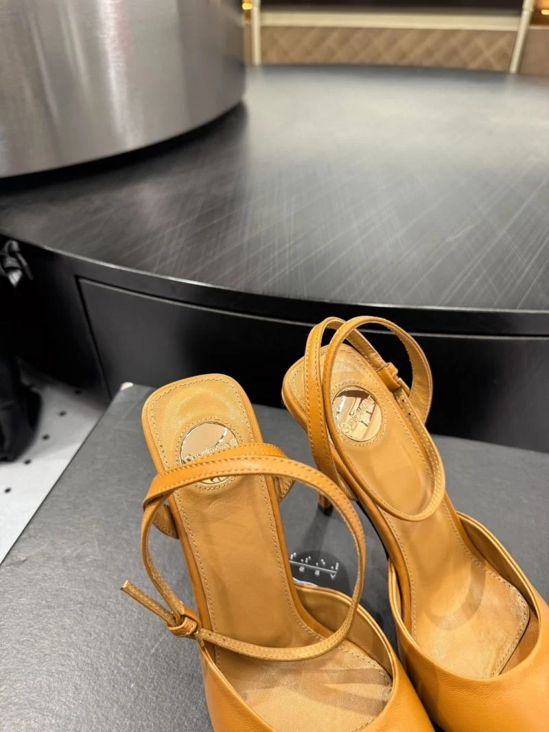 Ysl Sandals OdorResistant 8655