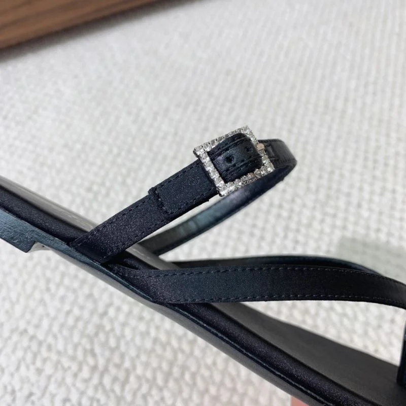 Elegant Ysl Sandals 8617