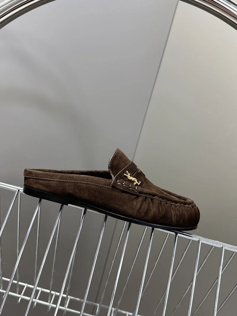 Versatile Ysl Sandals 8590