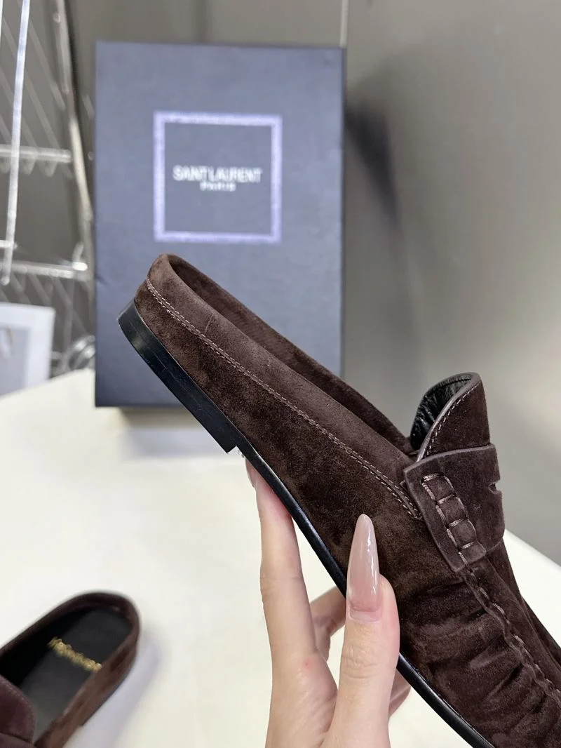 Versatile Ysl Sandals 8590