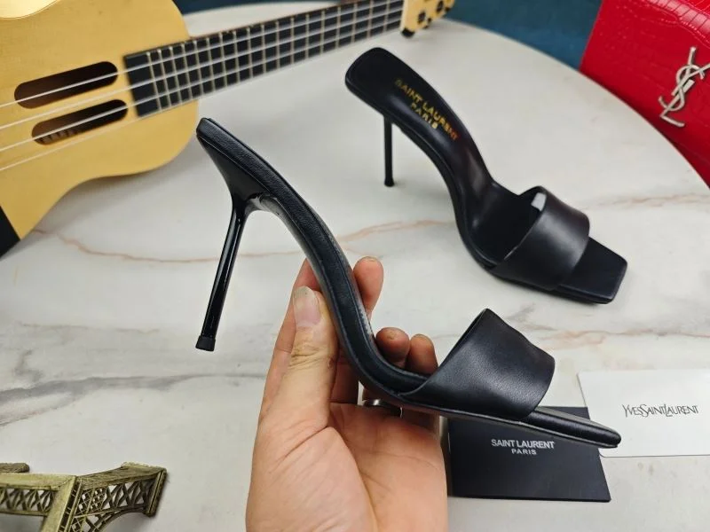 Ysl Sandals Soft 15404
