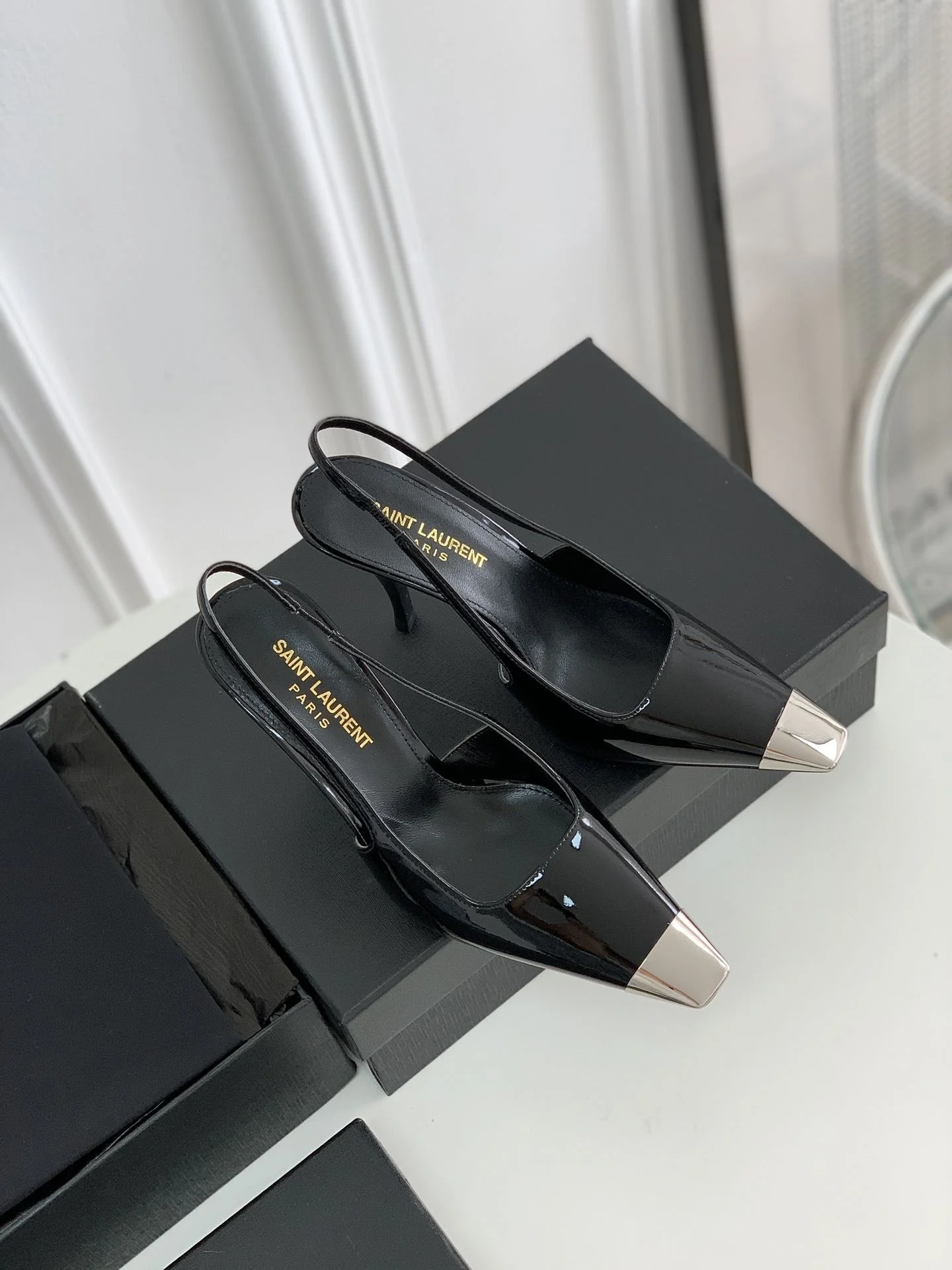 Snug Ysl Sandals 5831