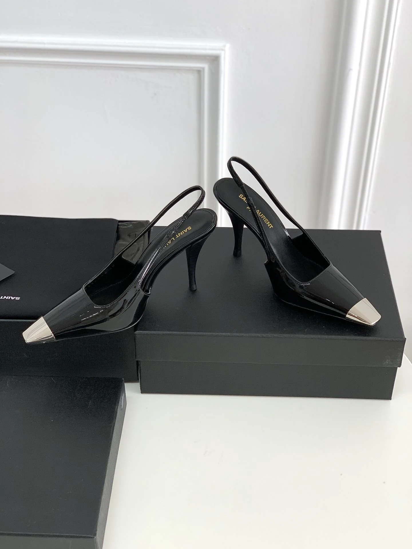 Snug Ysl Sandals 5831