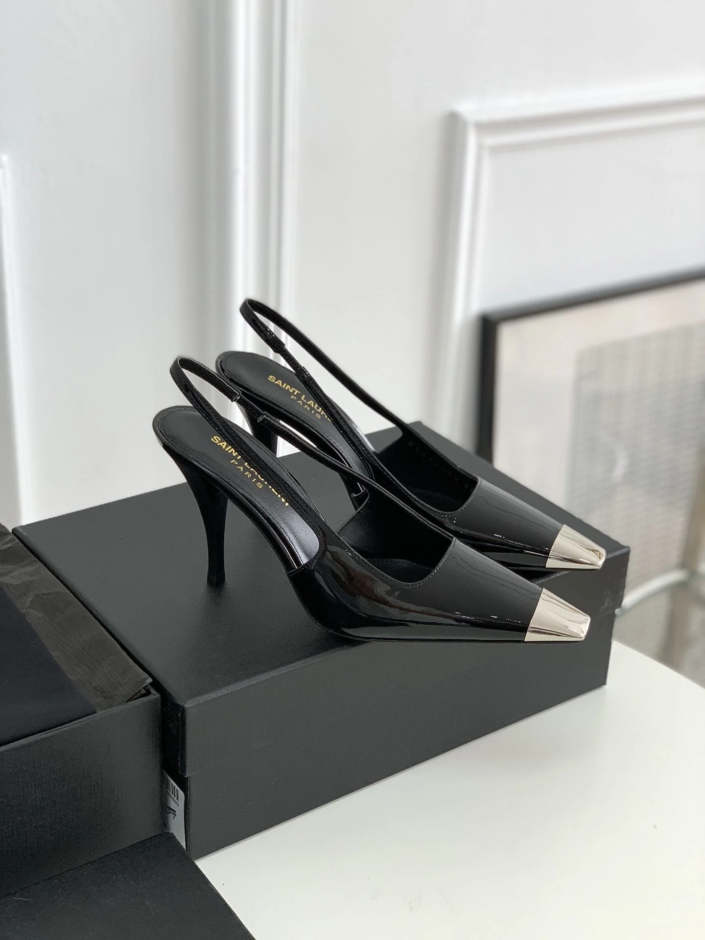 Snug Ysl Sandals 5831