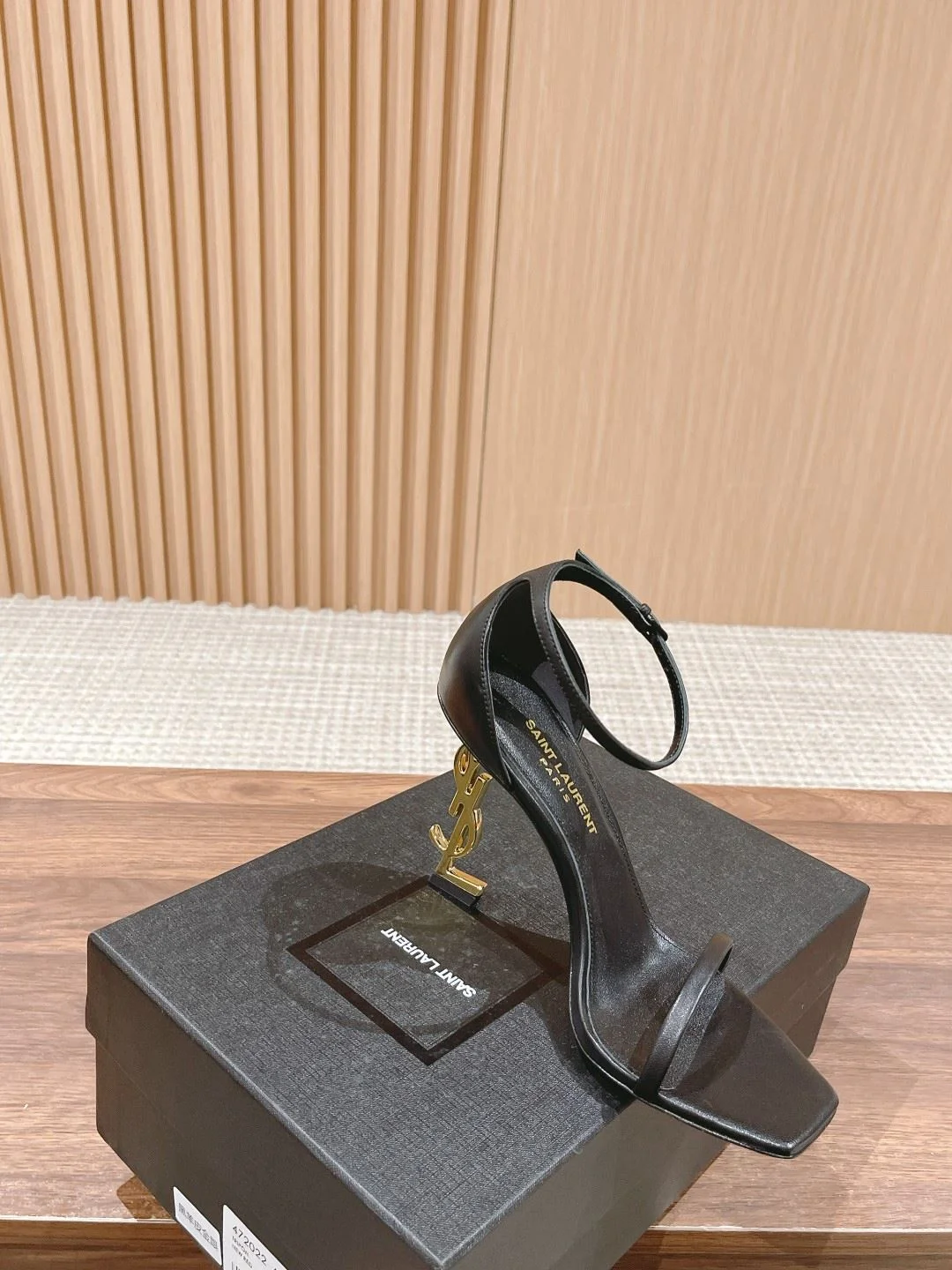 Ysl Sandals Trendy 5708