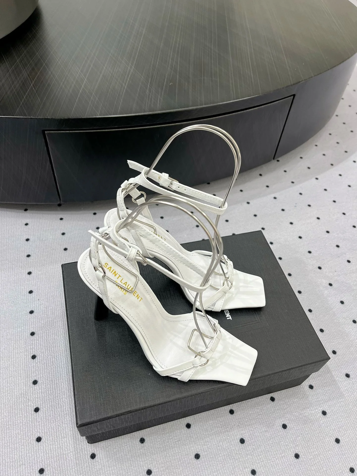 Ysl Sandals Breathable 5721