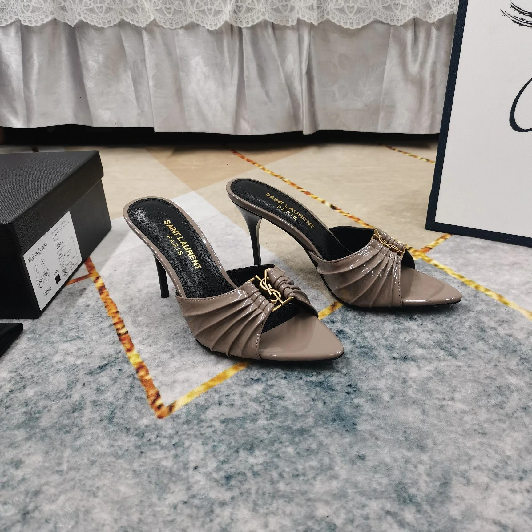 Ysl Sandals Lightweight 5731