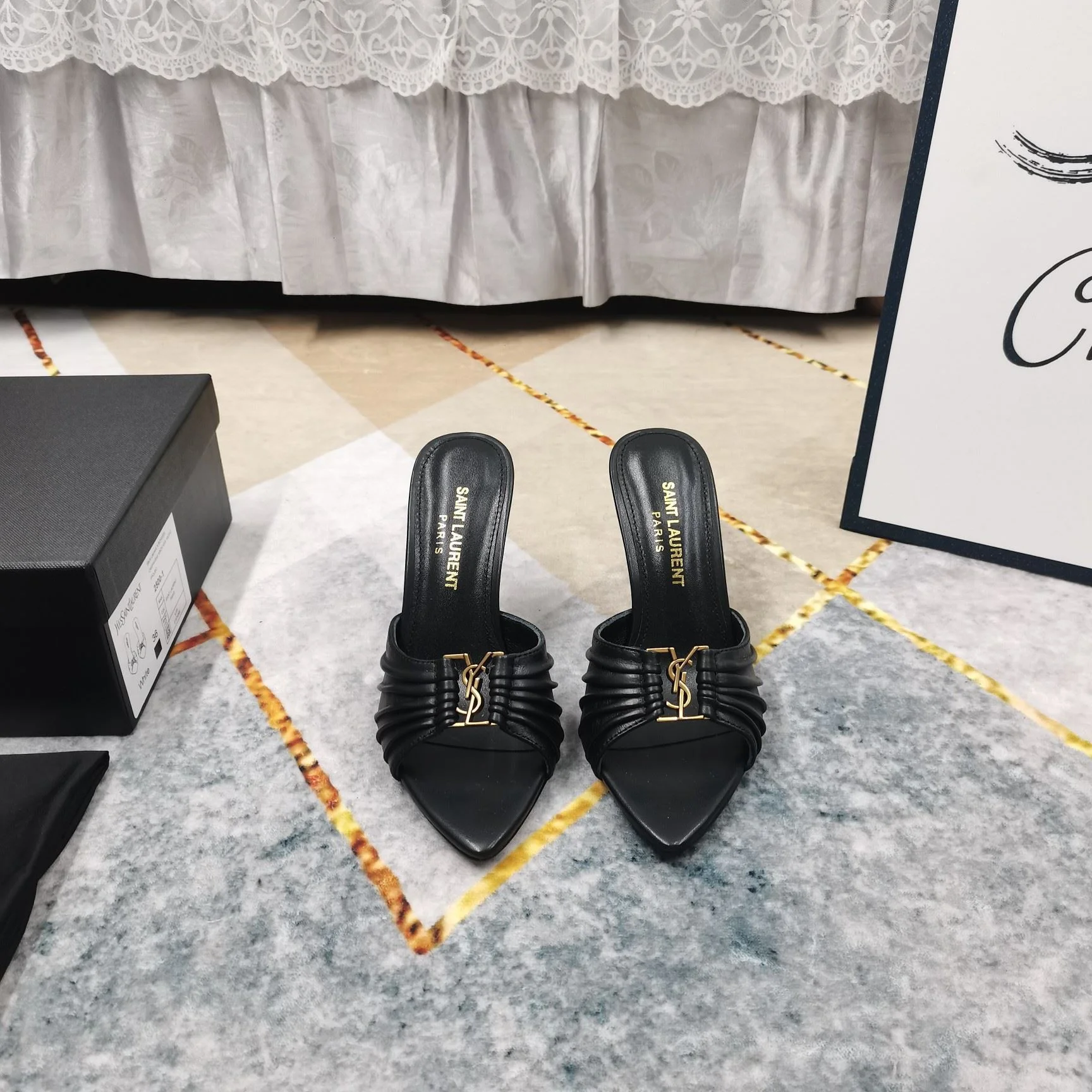 ComfortFit Ysl Sandals 5697
