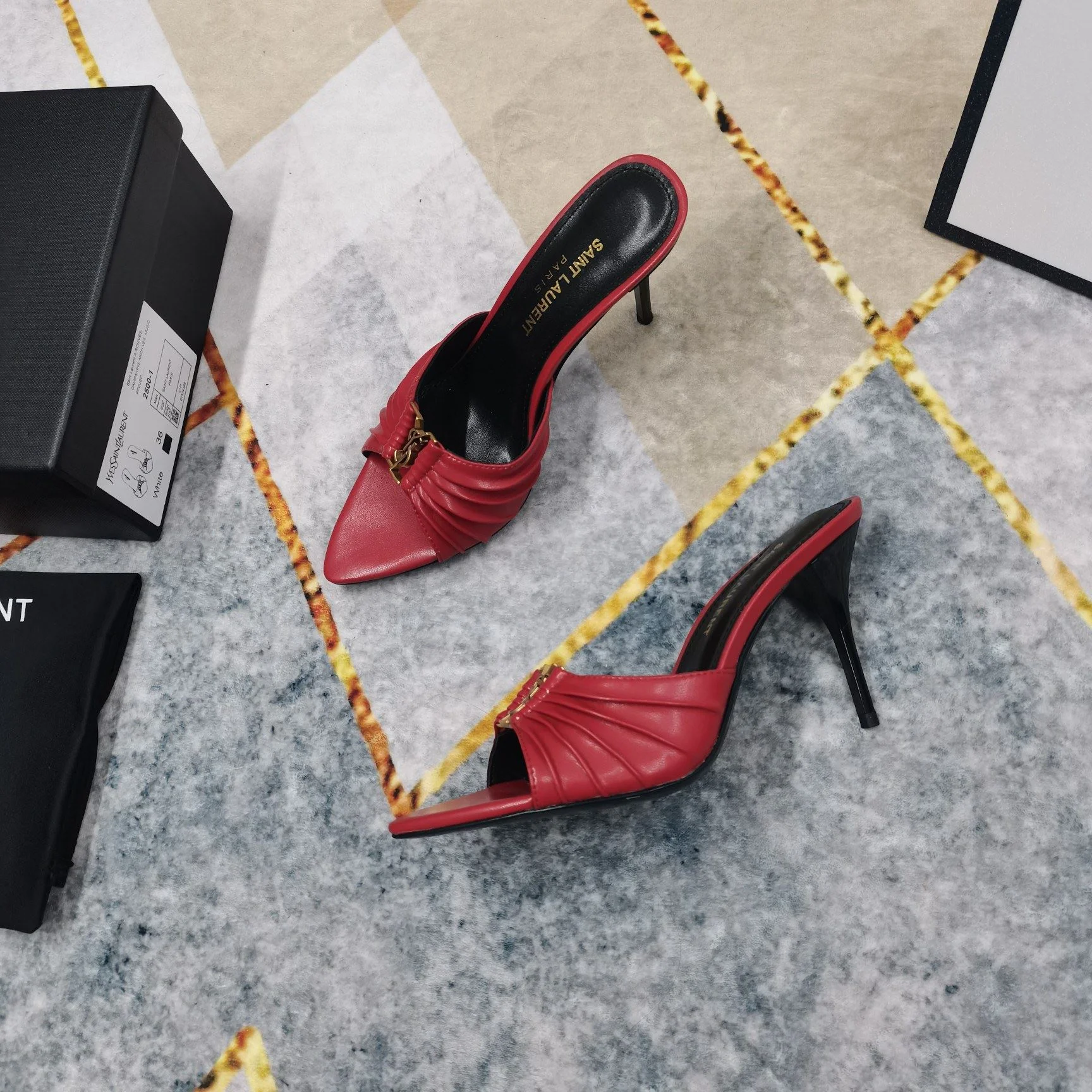 TechFriendly Ysl Sandals 5712