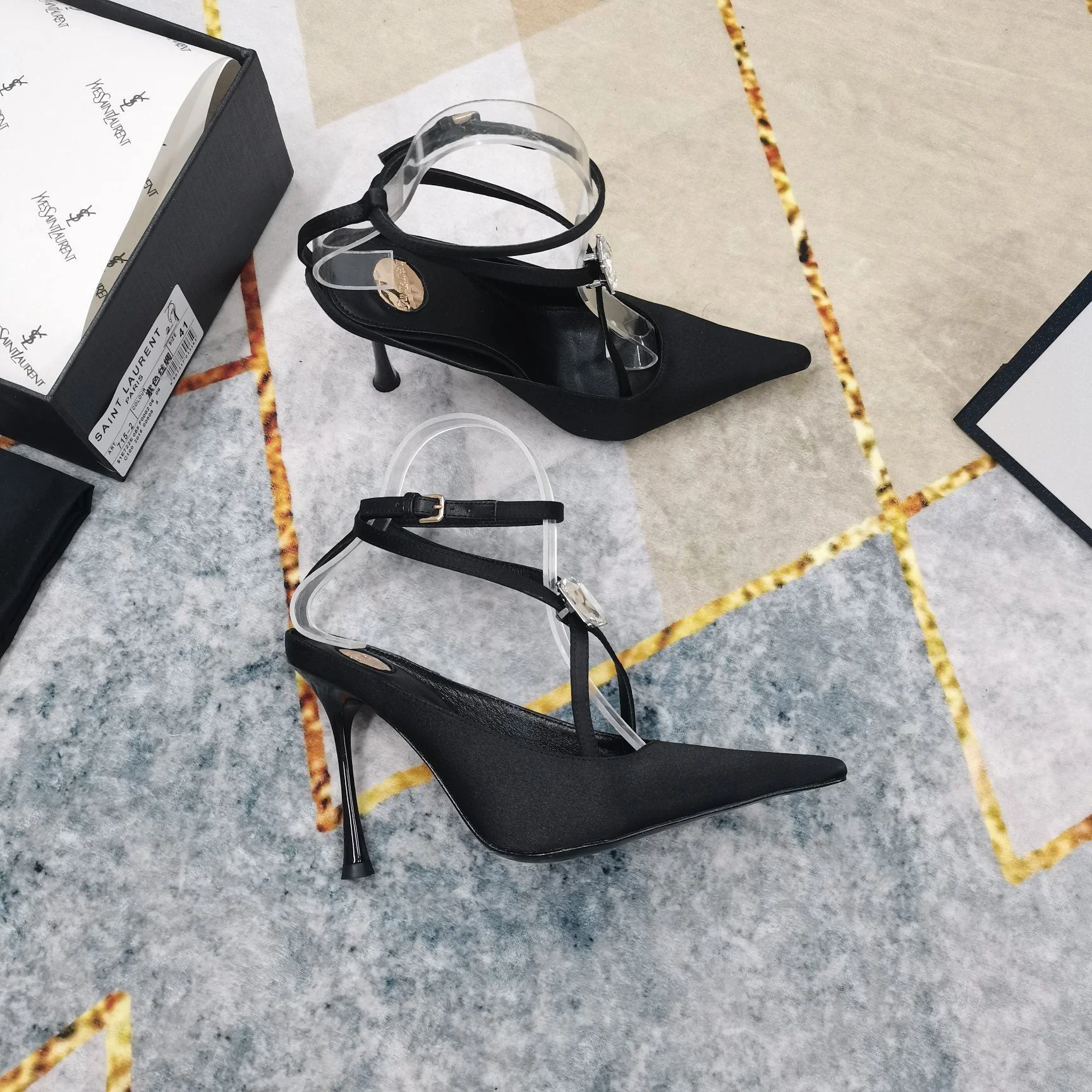 Flexible Ysl Sandals 5686