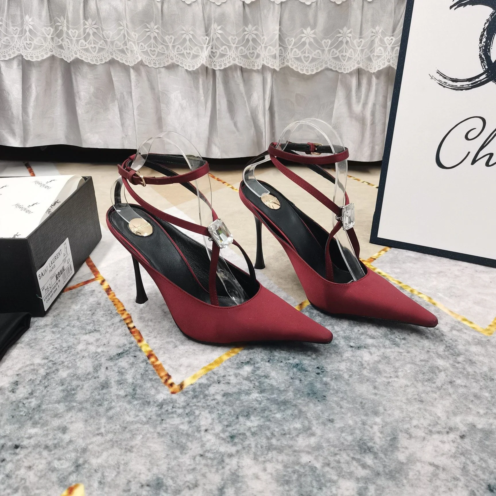 Trendsetting Ysl Sandals 5709