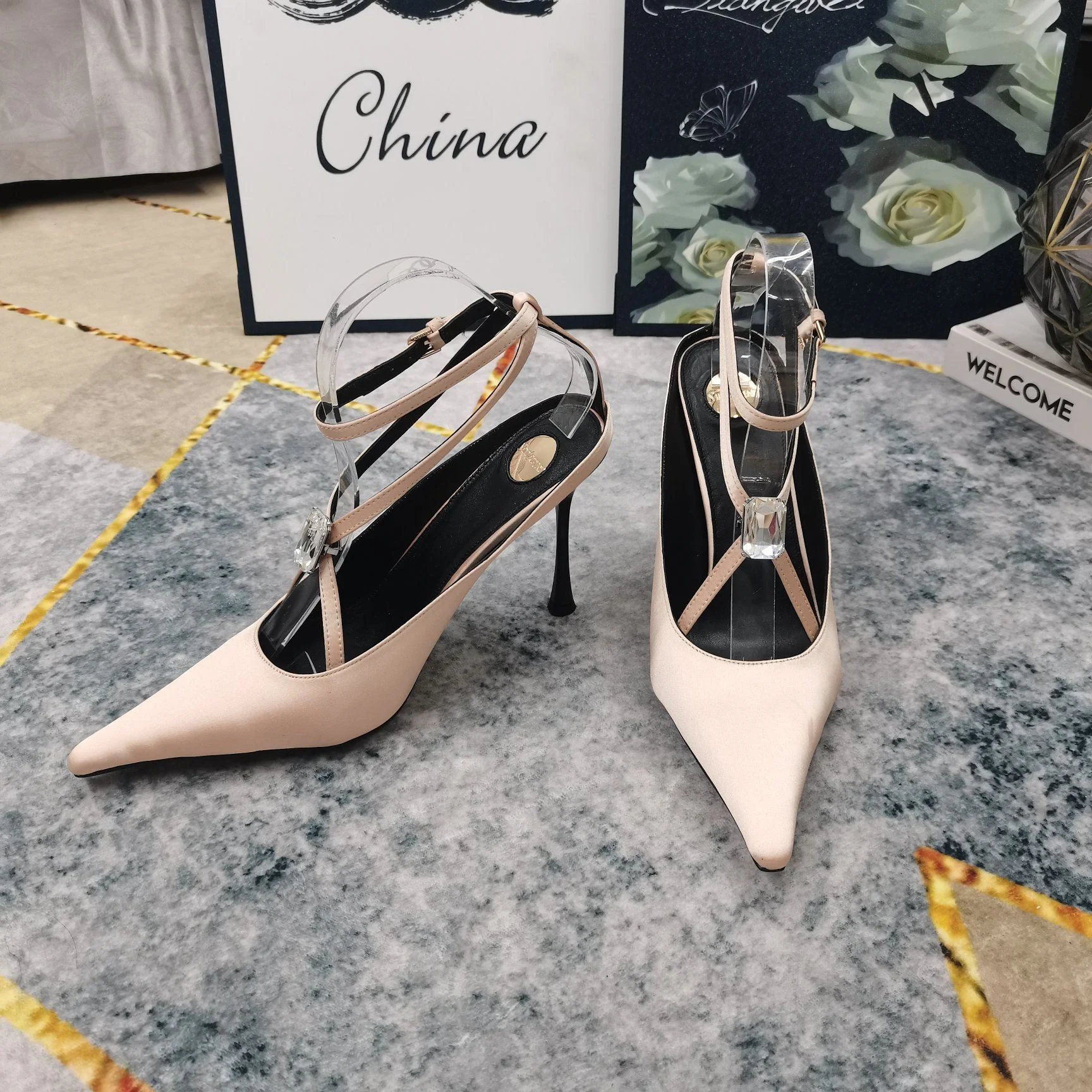 Ysl Sandals FlexibleFit 5689