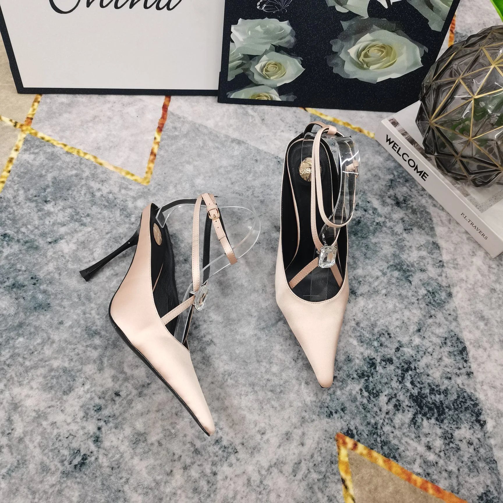 Ysl Sandals FlexibleFit 5689
