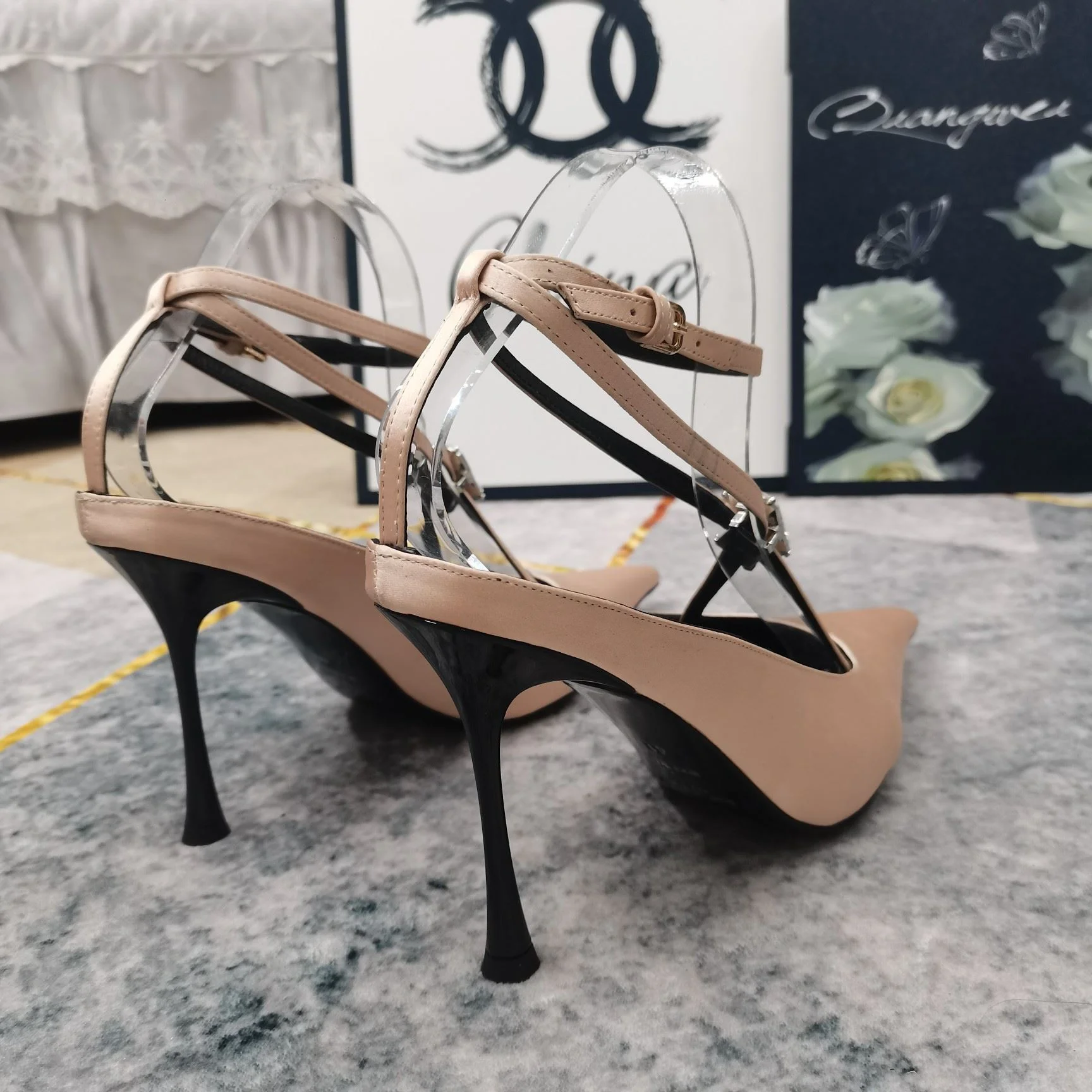 Ysl Sandals FlexibleFit 5689