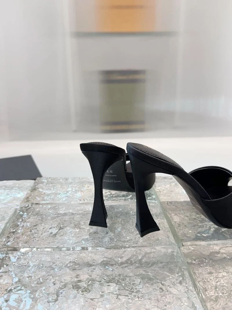 UrbanChic Ysl Sandals 5688