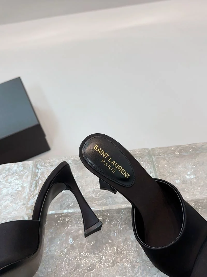 UrbanChic Ysl Sandals 5688
