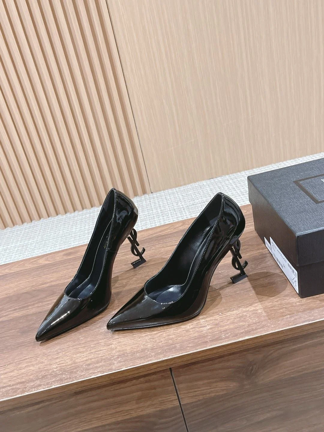 Ysl Shoes Durable 5640
