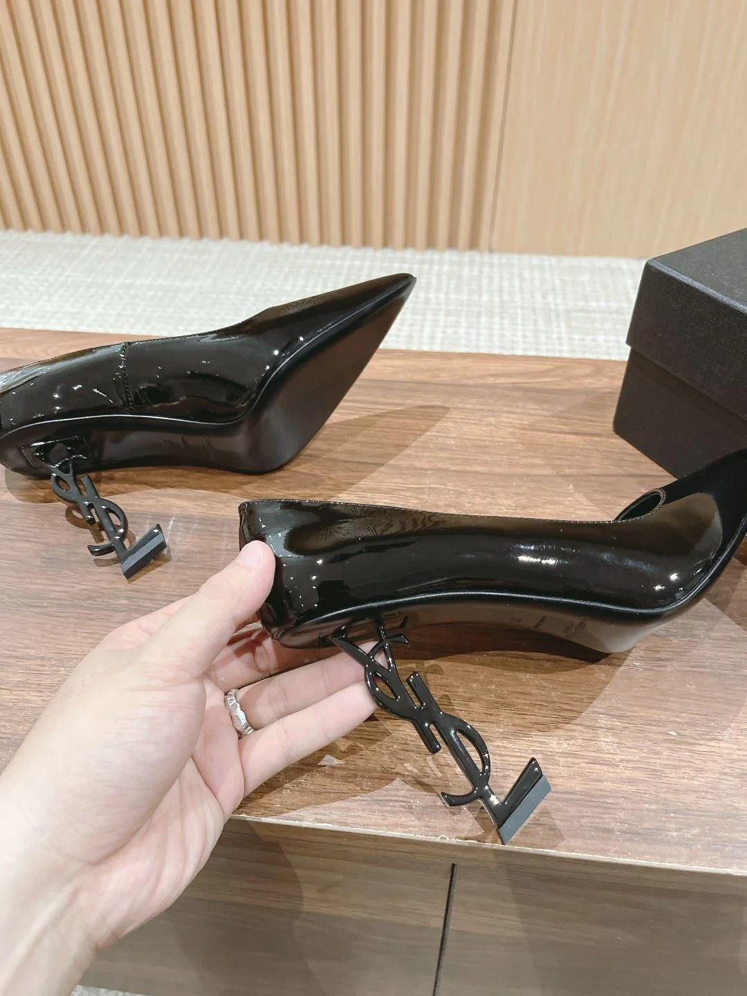 Ysl Shoes Durable 5640