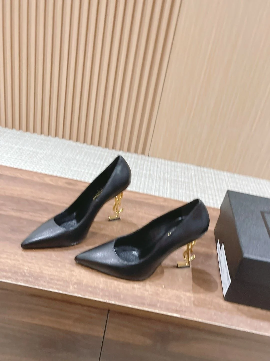 Ysl Shoes QuickDry 5641