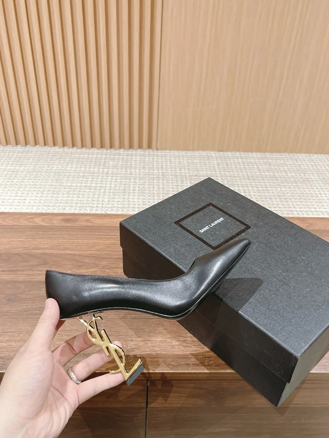 Ysl Shoes QuickDry 5641