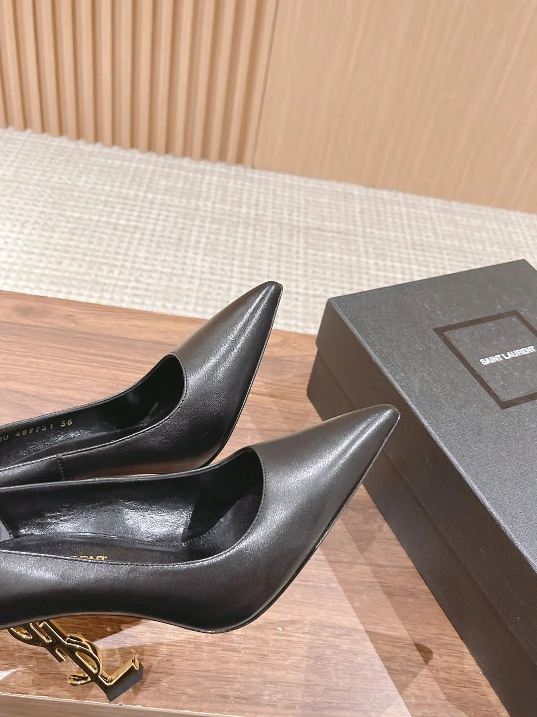 Ysl Shoes QuickDry 5641