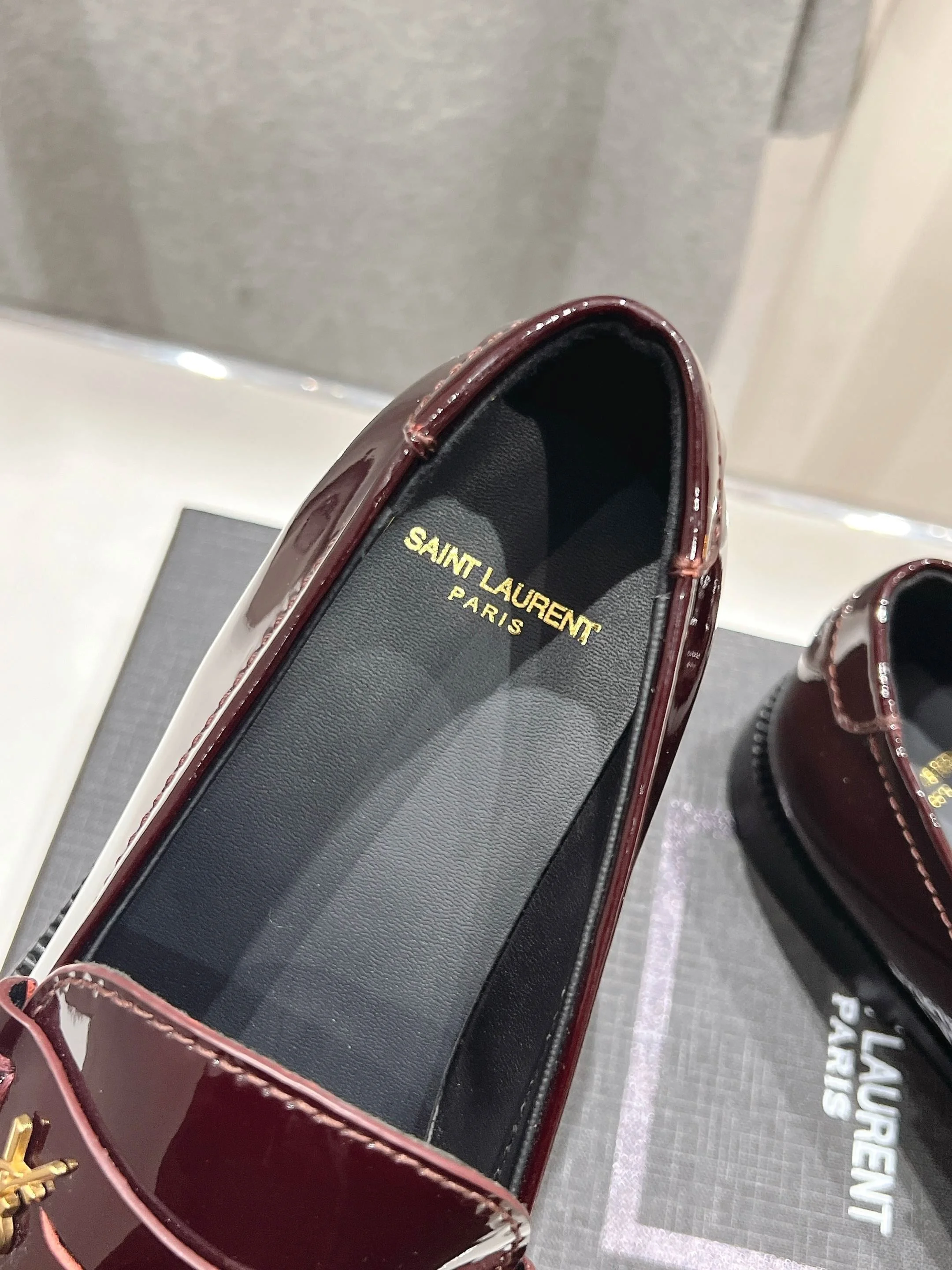 WaterResistant Ysl Shoes 5630