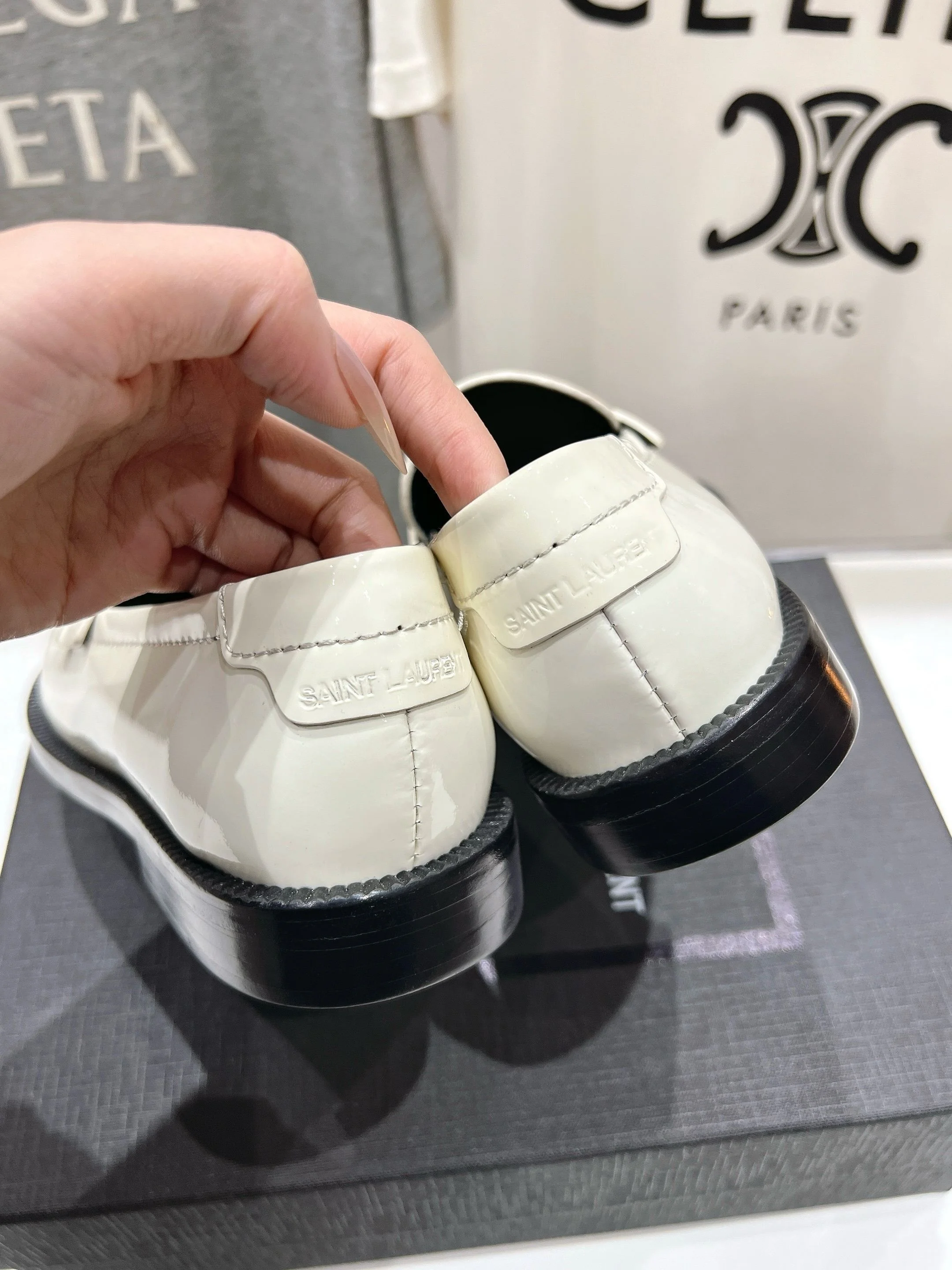 Seasonal Ysl Shoes 5604