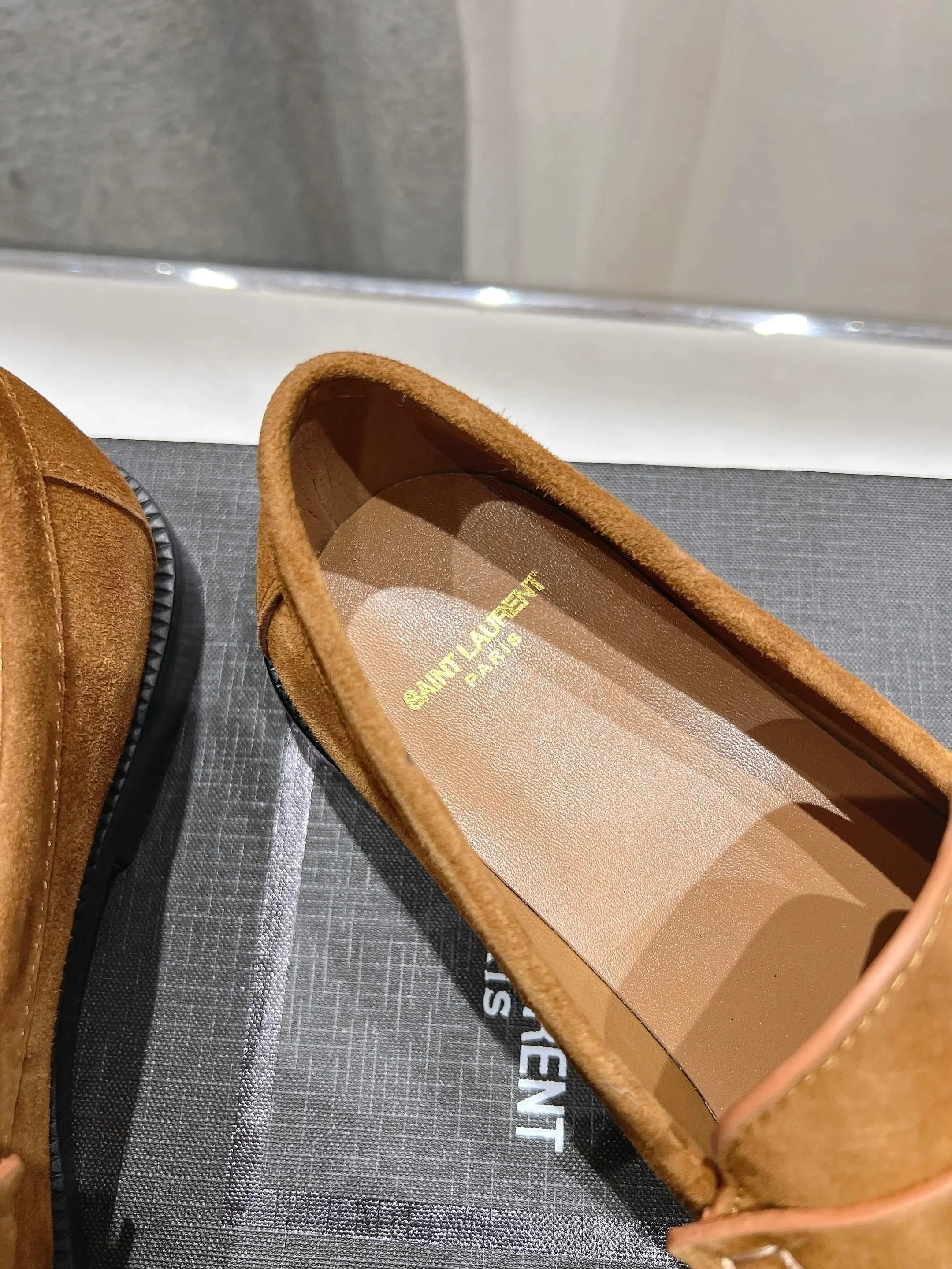 TechFriendly Ysl Shoes 5595