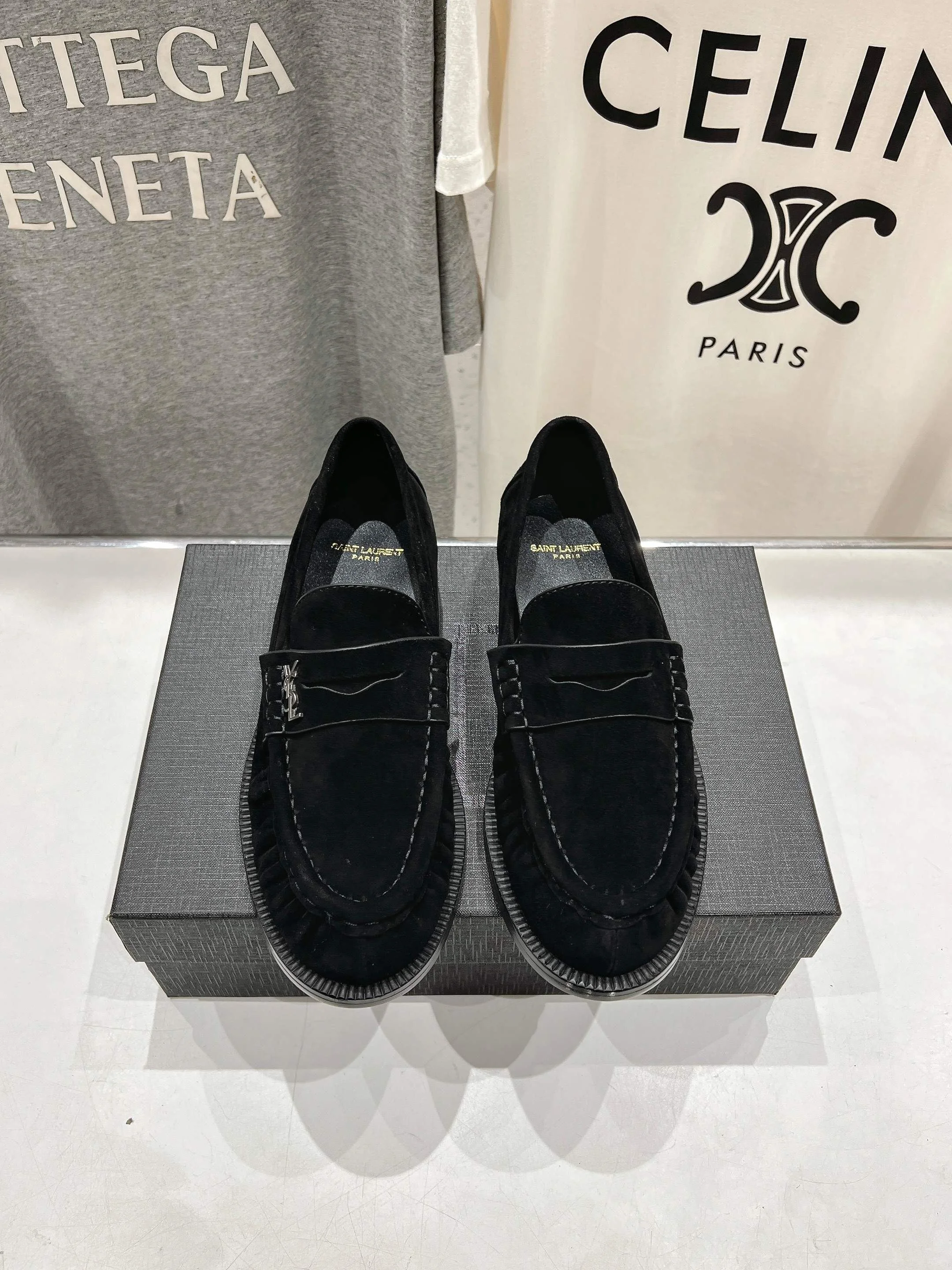 Ysl Shoes Compact 5601