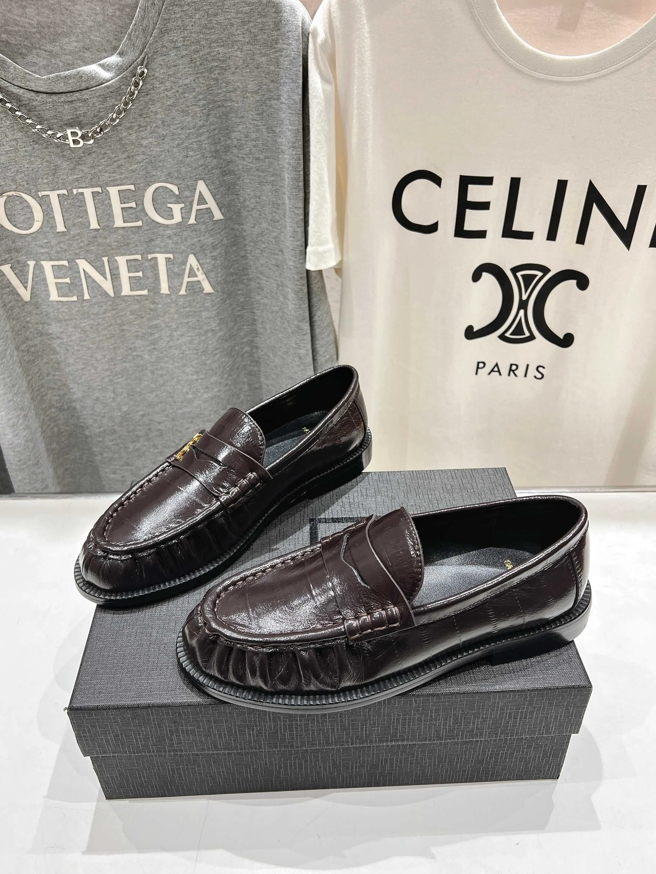 NewStyle Ysl Shoes 5600