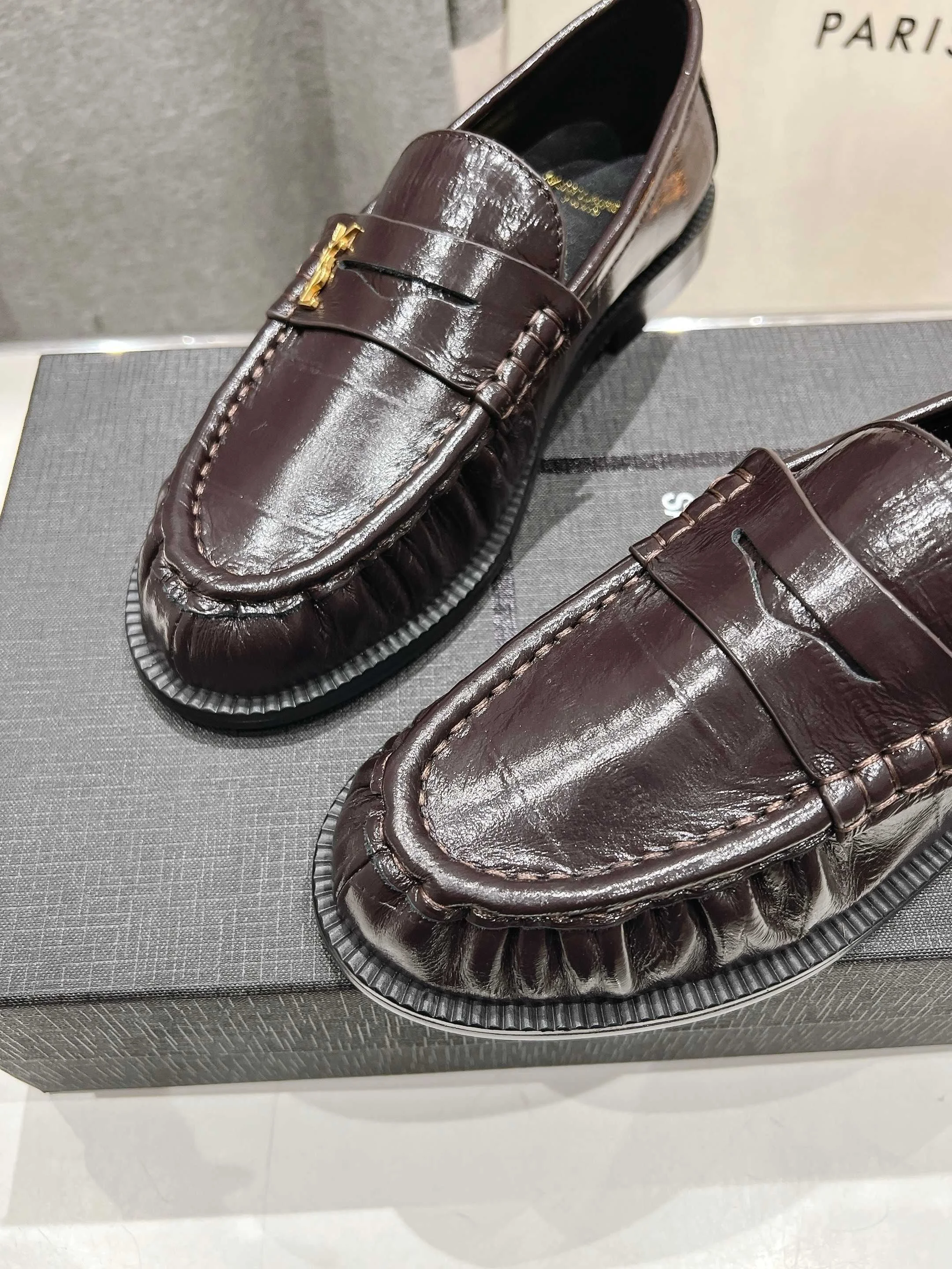 NewStyle Ysl Shoes 5600