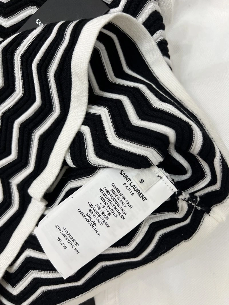 Ysl Vest SmoothTexture 152051